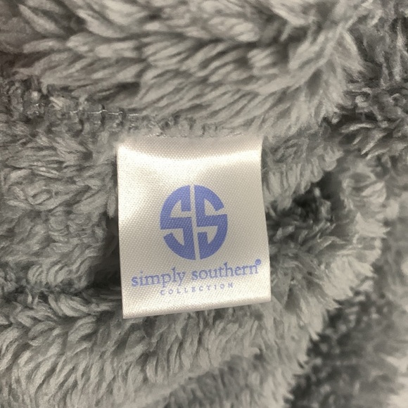 Simply Southern Women’s Classic Cozy Sherpa Quarter Zip Medium Gray - Picture 6 of 7